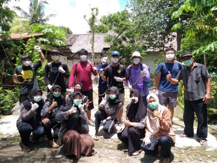 Penyemprotan Desinfektan Dusun Suren Kulon
